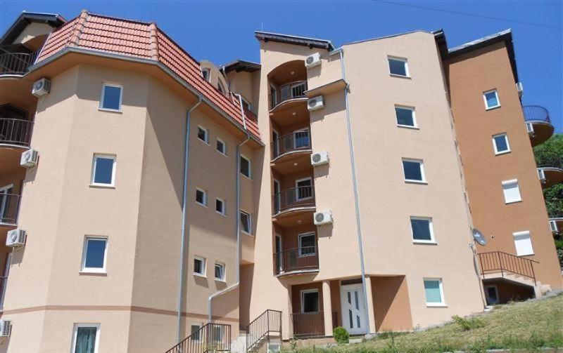Ema Lux - Zgrada Panorama Apartment Соко Баня Екстериор снимка